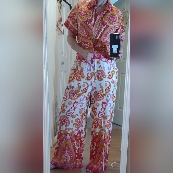 2 piece Haute Hippie - Picture 15 of 16